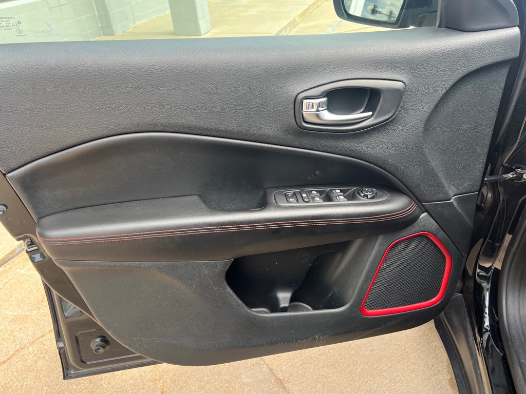 2020 Jeep Compass Image 14