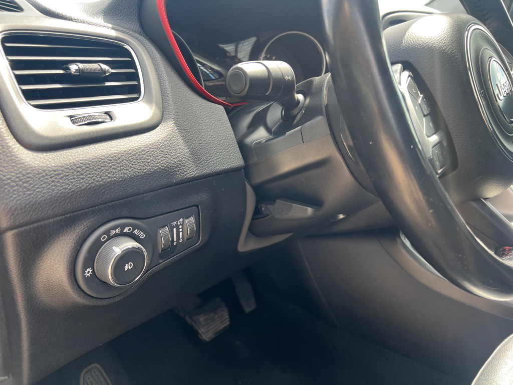 2020 Jeep Compass Image 19