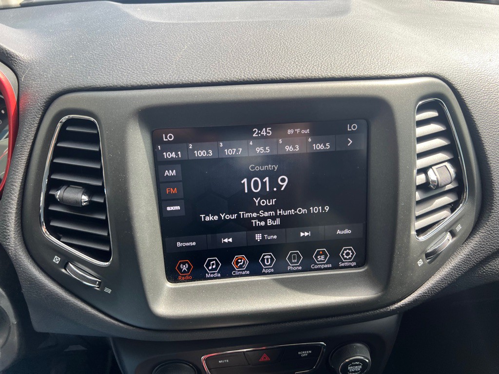 2020 Jeep Compass Image 23