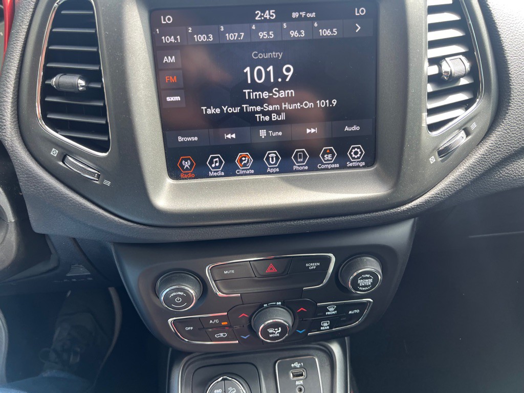 2020 Jeep Compass Image 26