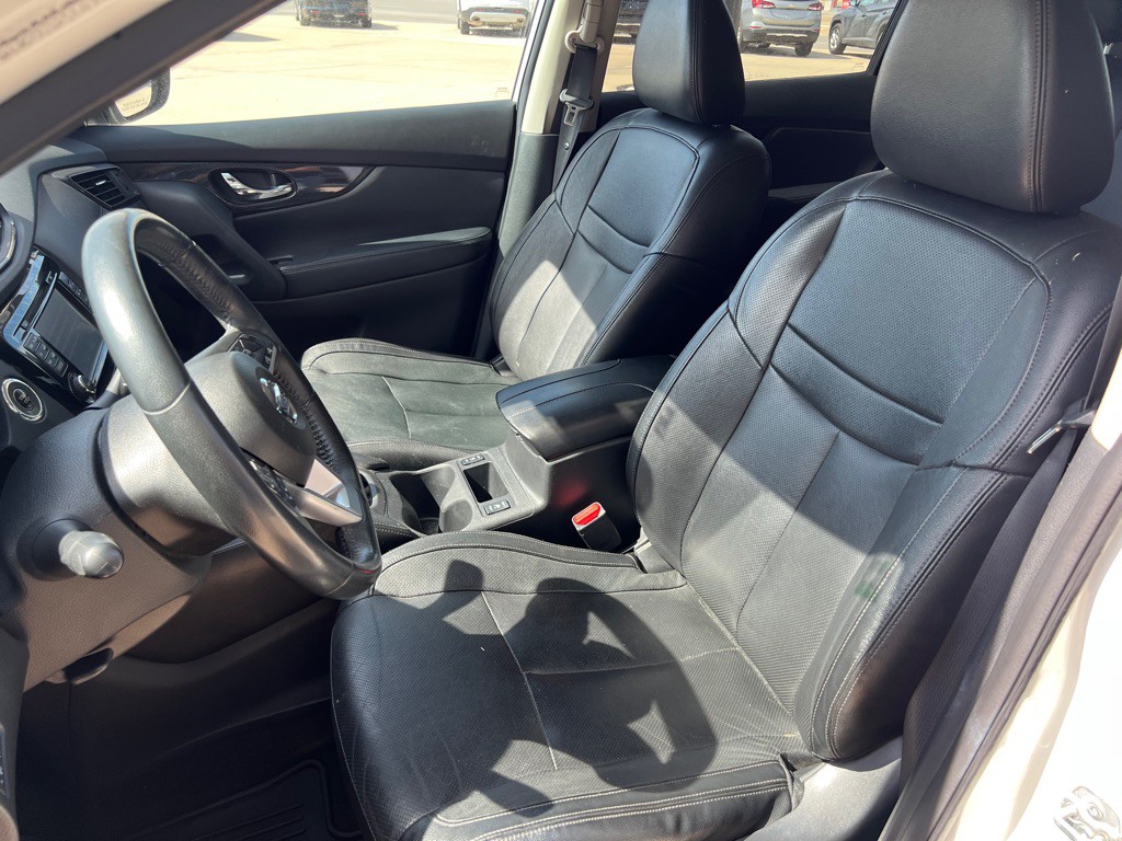 2017 Nissan Rogue Image 11