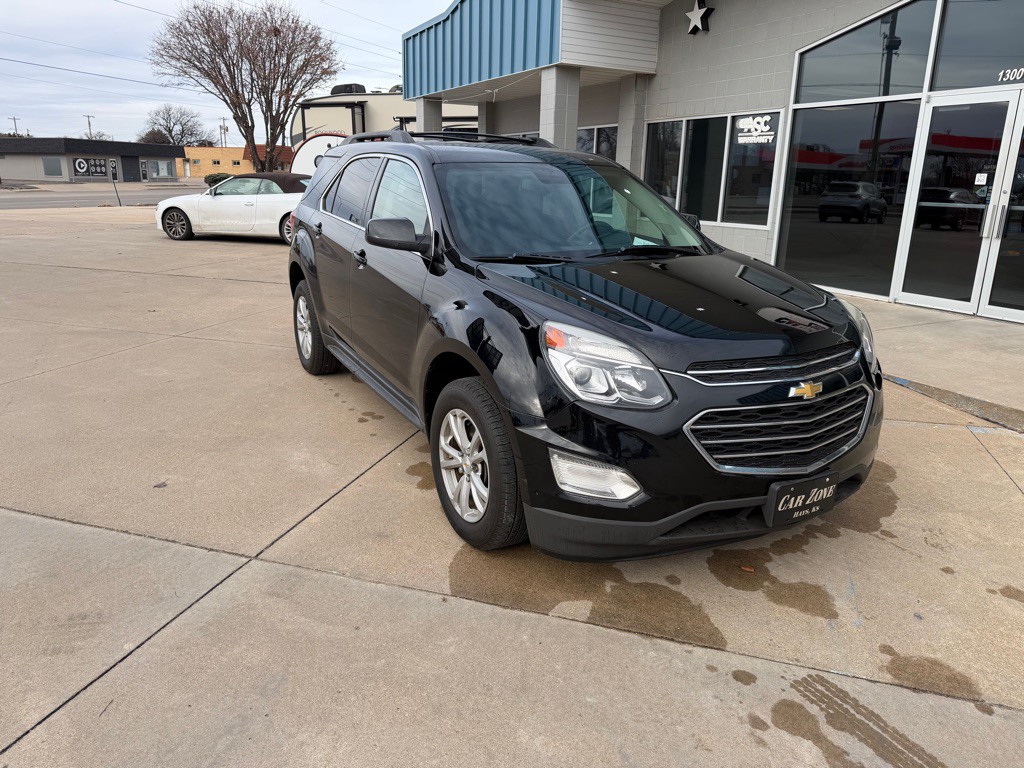 2017 Chevrolet Equinox Image 2