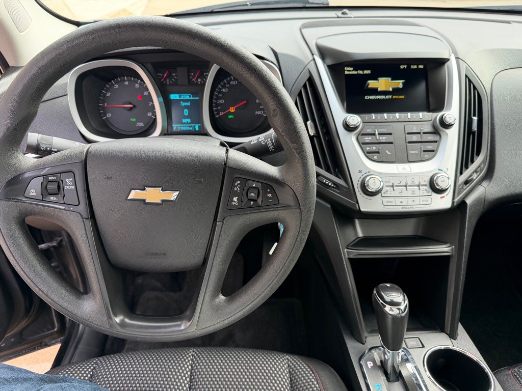 2017 Chevrolet Equinox Image 6