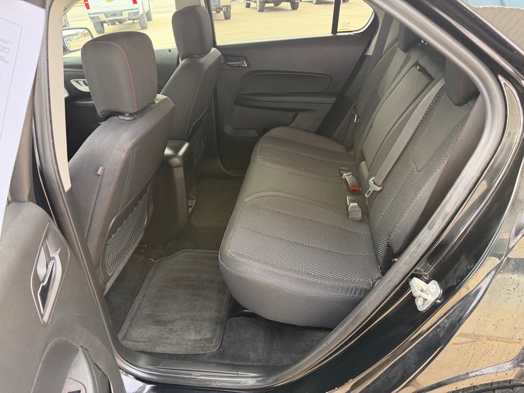 2017 Chevrolet Equinox Image 12