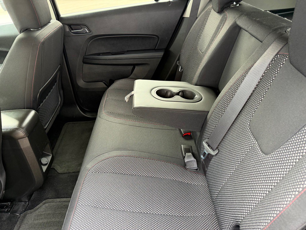 2017 Chevrolet Equinox Image 13