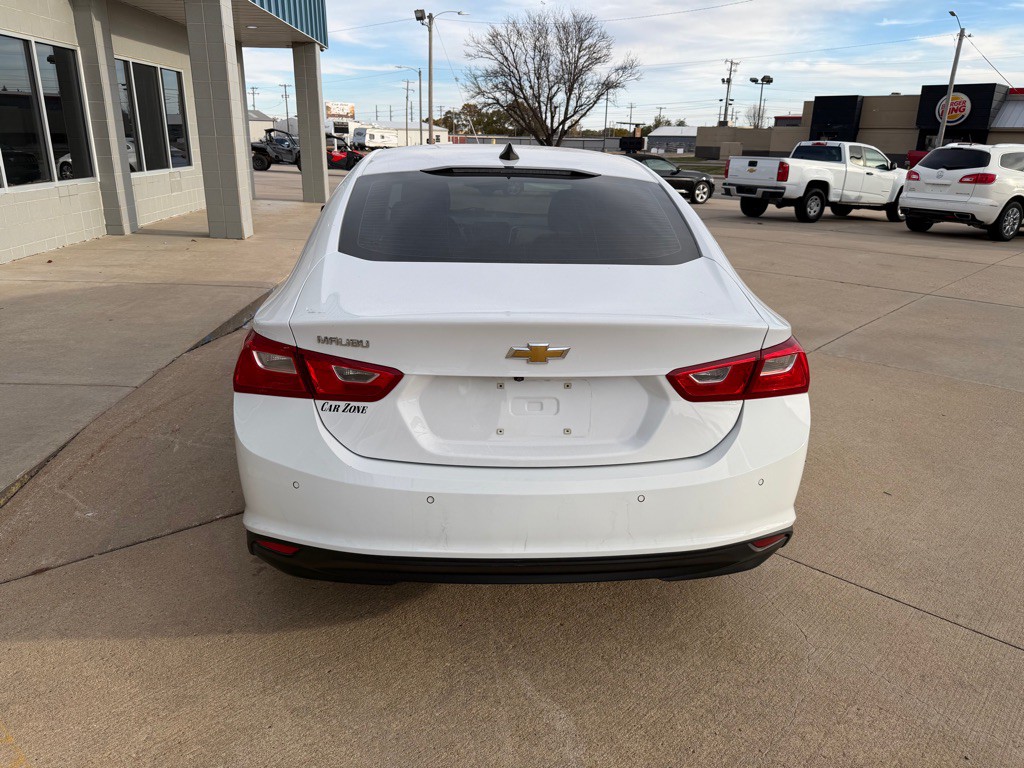 2020 Chevrolet Malibu Image 4