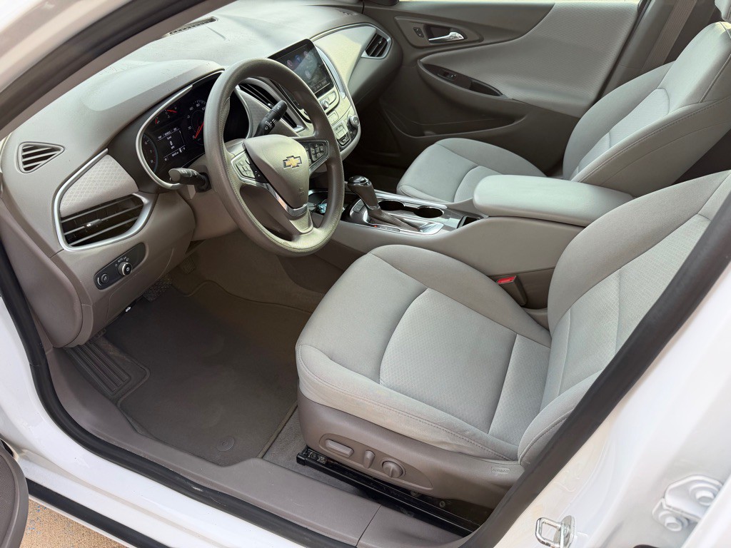 2020 Chevrolet Malibu Image 5