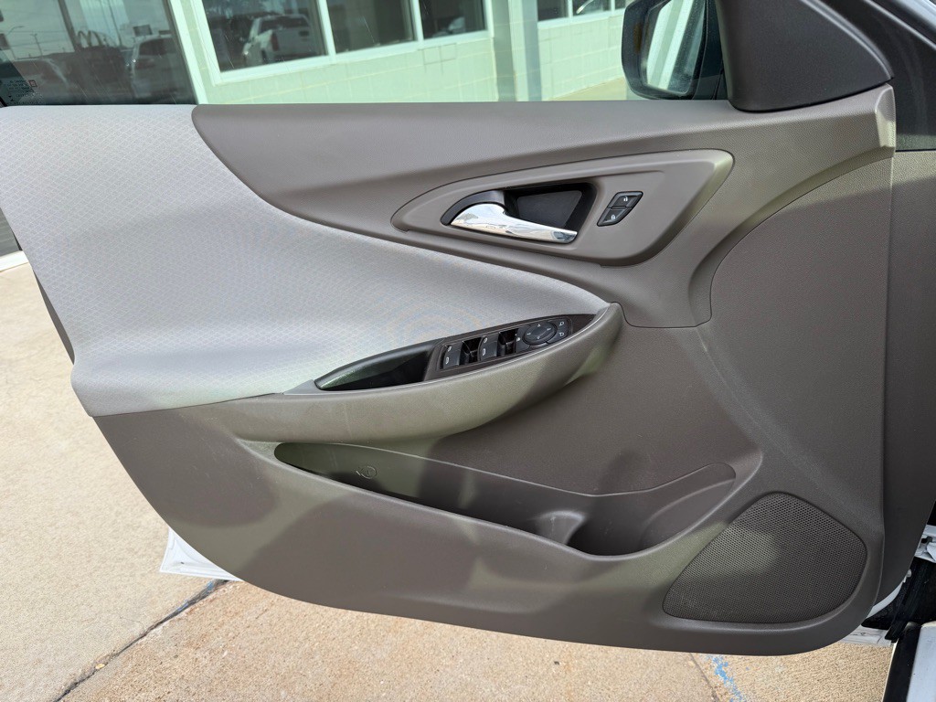 2020 Chevrolet Malibu Image 8