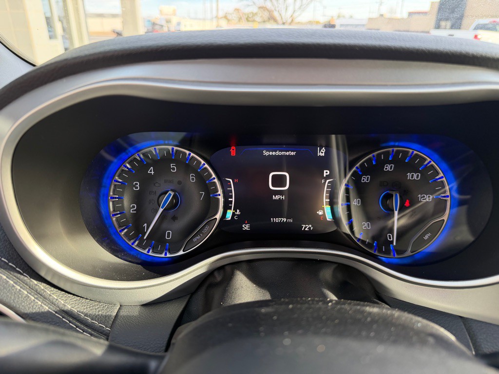 2022 Chrysler Pacifica Image 6