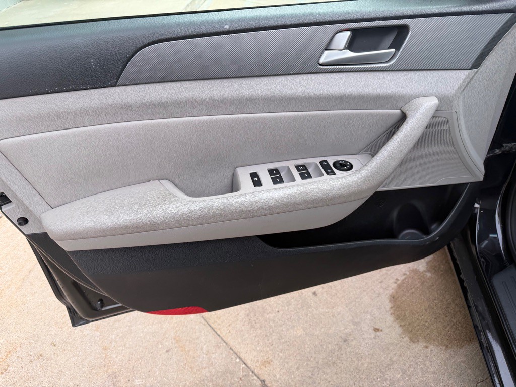 2015 Hyundai Sonata Image 12