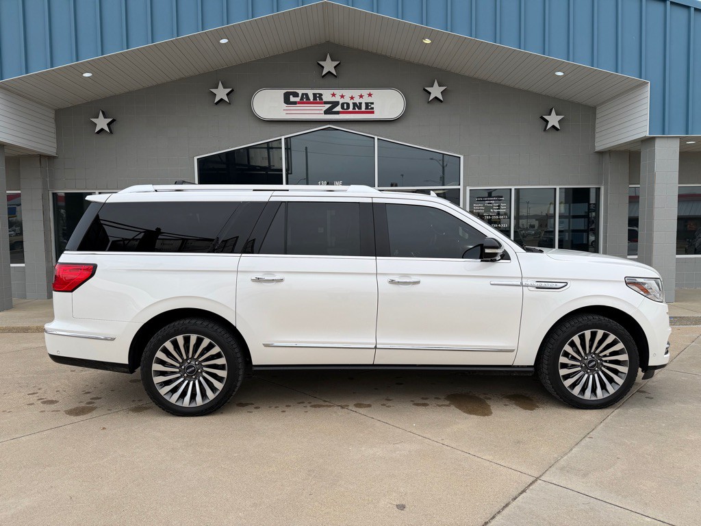 2019 Lincoln Navigator Image 1