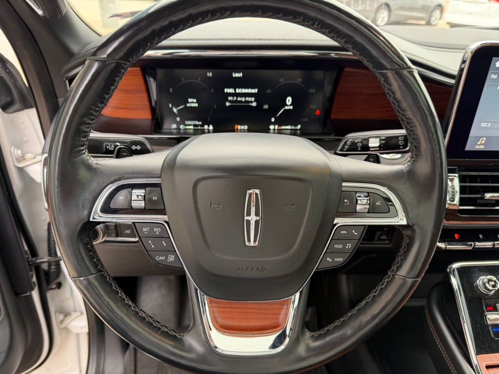 2019 Lincoln Navigator Image 6