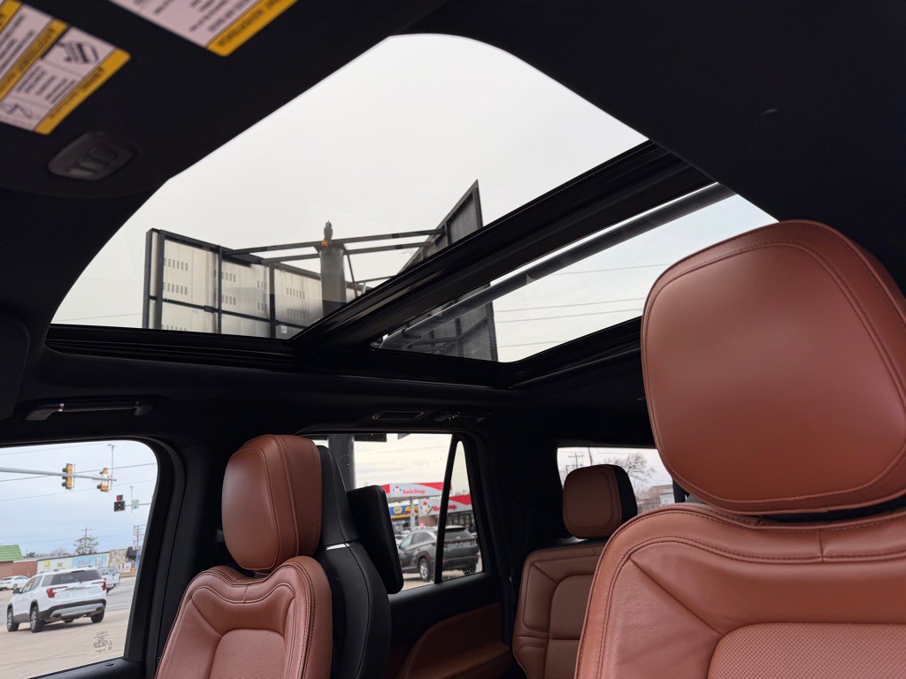 2019 Lincoln Navigator Image 15