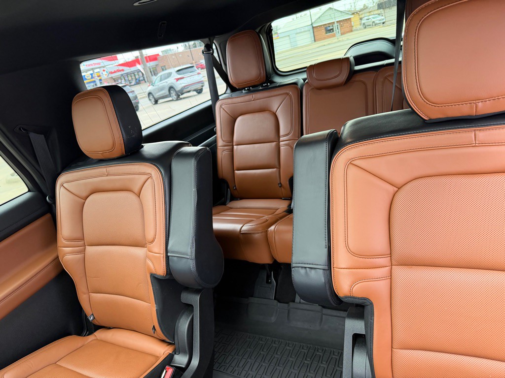 2019 Lincoln Navigator Image 23