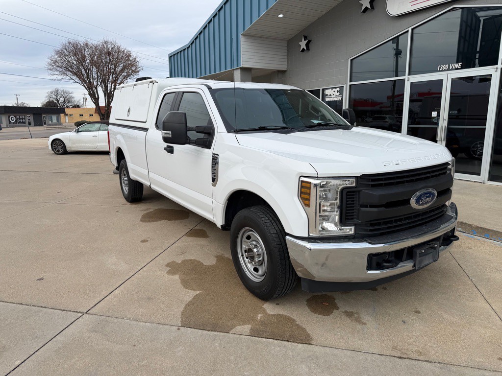2019 Ford F-350 Image 2