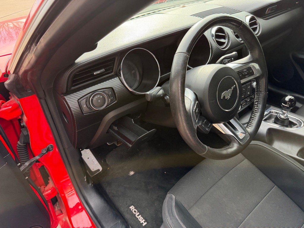 2015 Ford Mustang Image 13