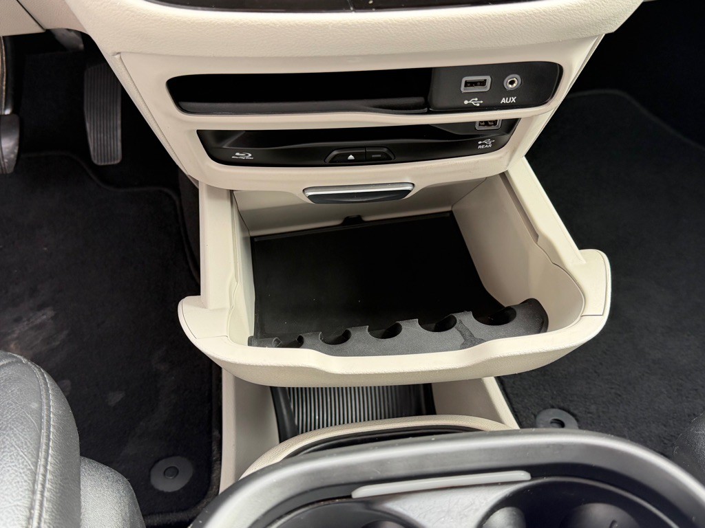 2020 Chrysler Pacifica Image 7