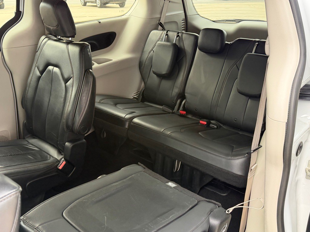 2020 Chrysler Pacifica Image 13