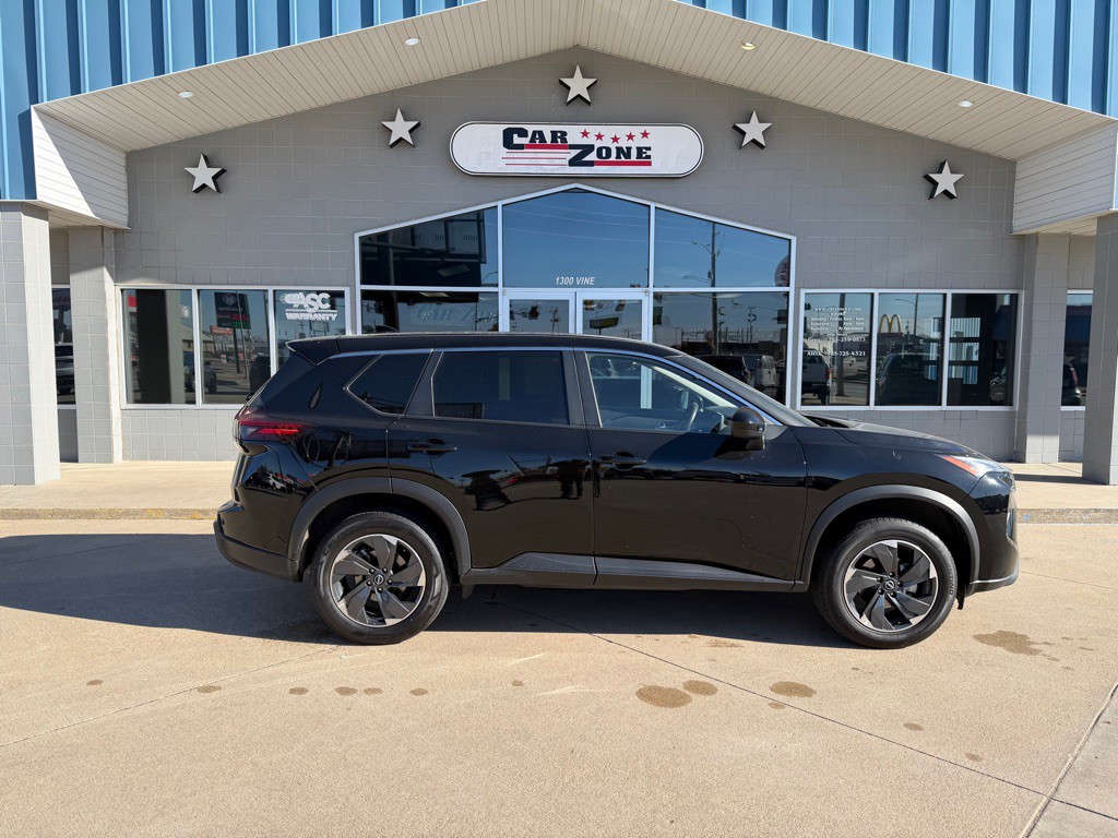 2024 Nissan Rogue Image 1