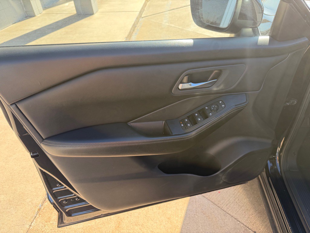 2024 Nissan Rogue Image 16