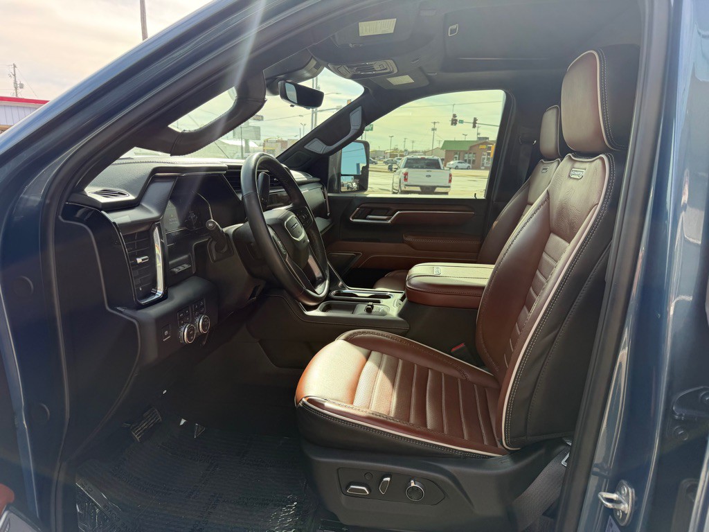 2024 GMC Sierra Image 19