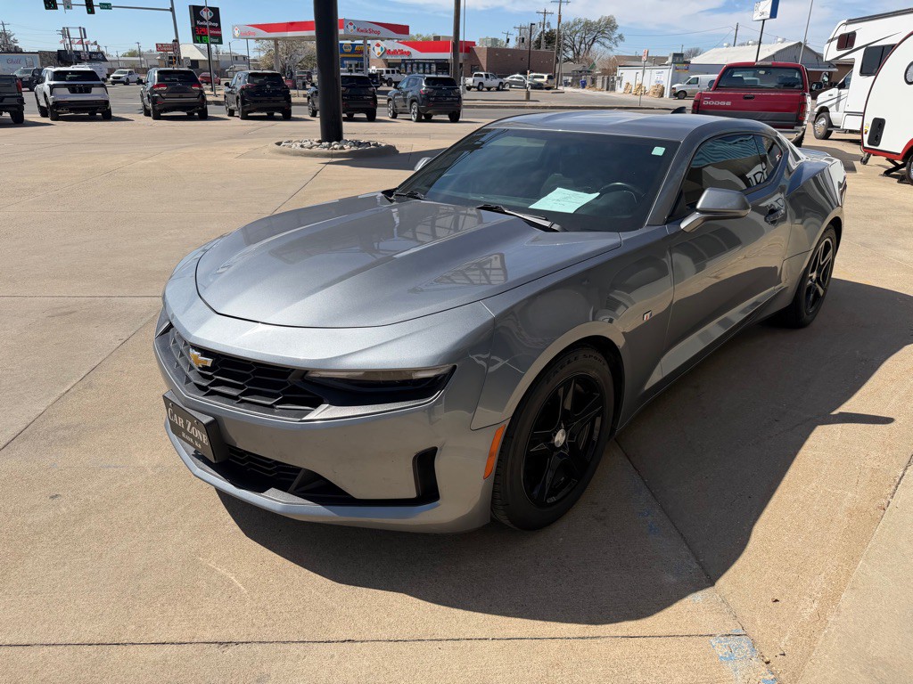 2021 Chevrolet Camaro Image 3