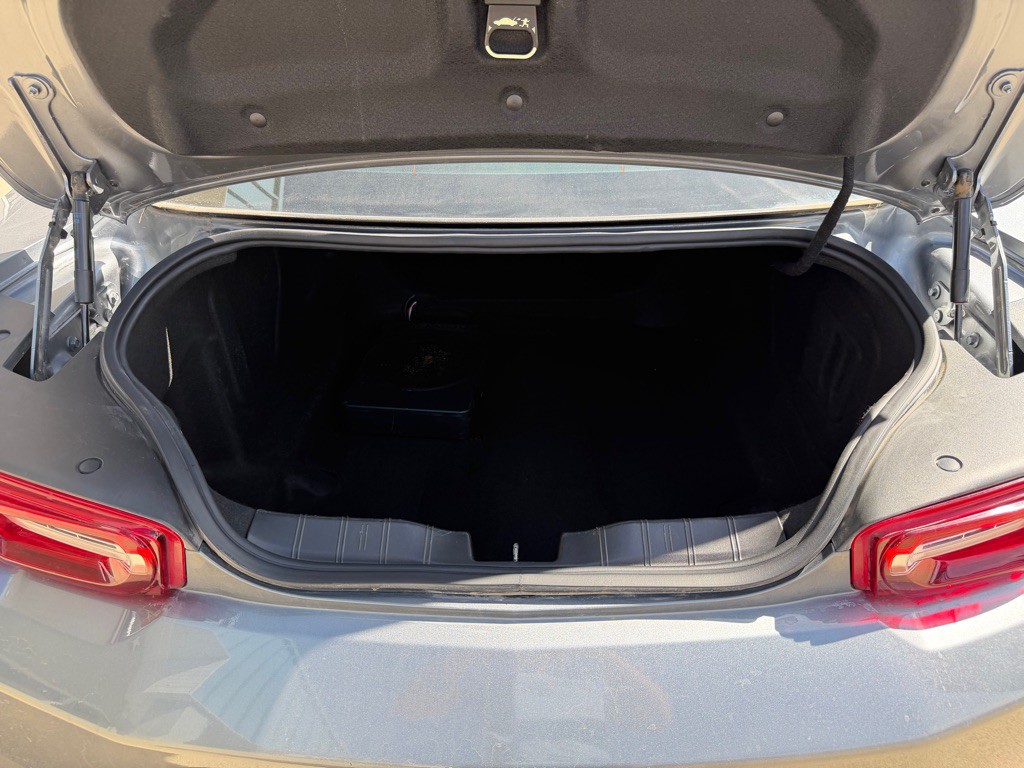 2021 Chevrolet Camaro Image 20