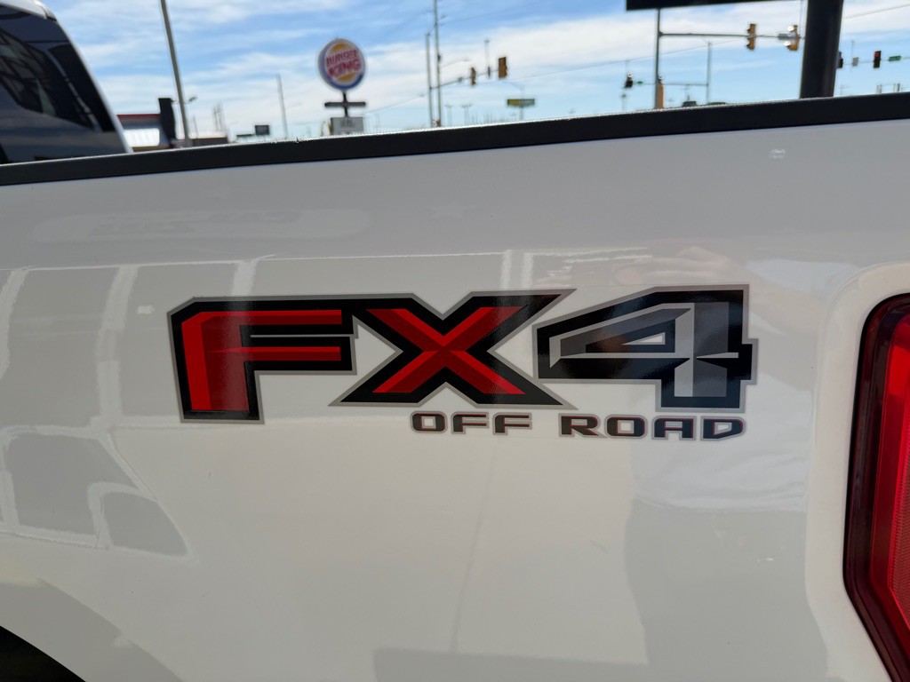 2021 Ford F-250 Image 5