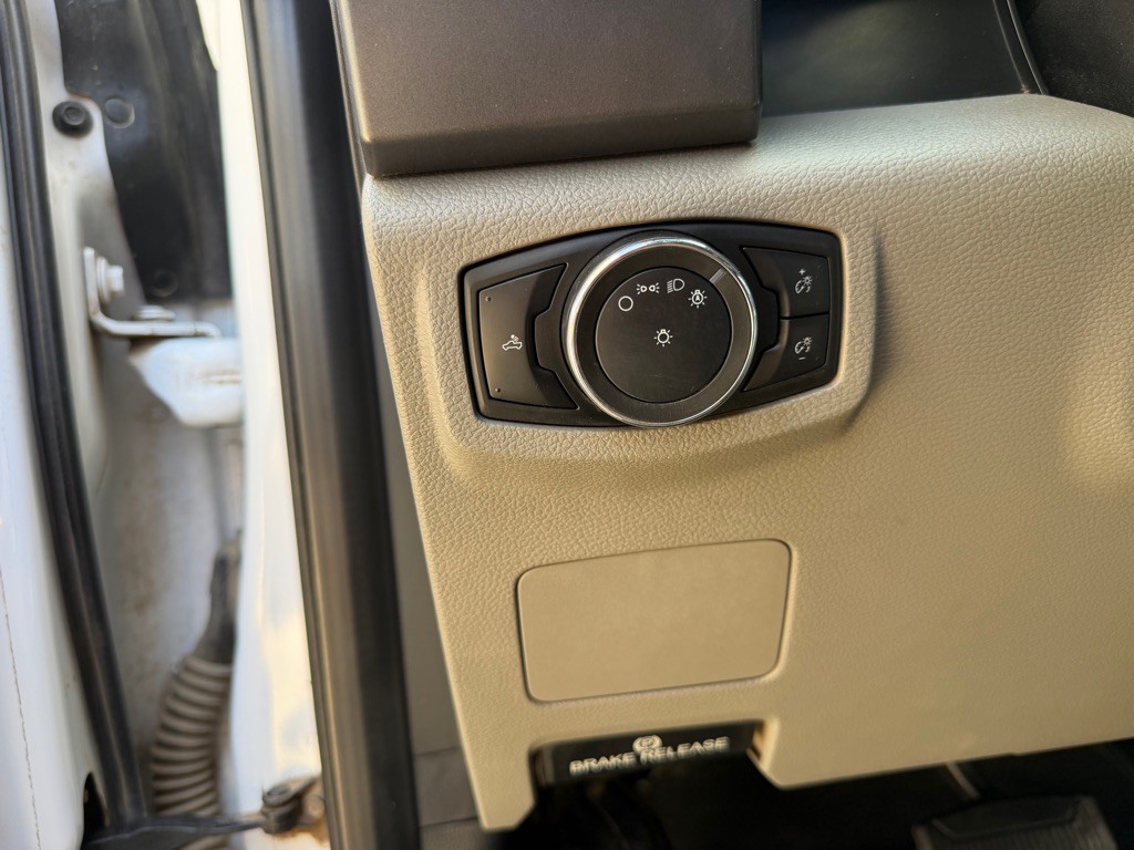 2021 Ford F-250 Image 18