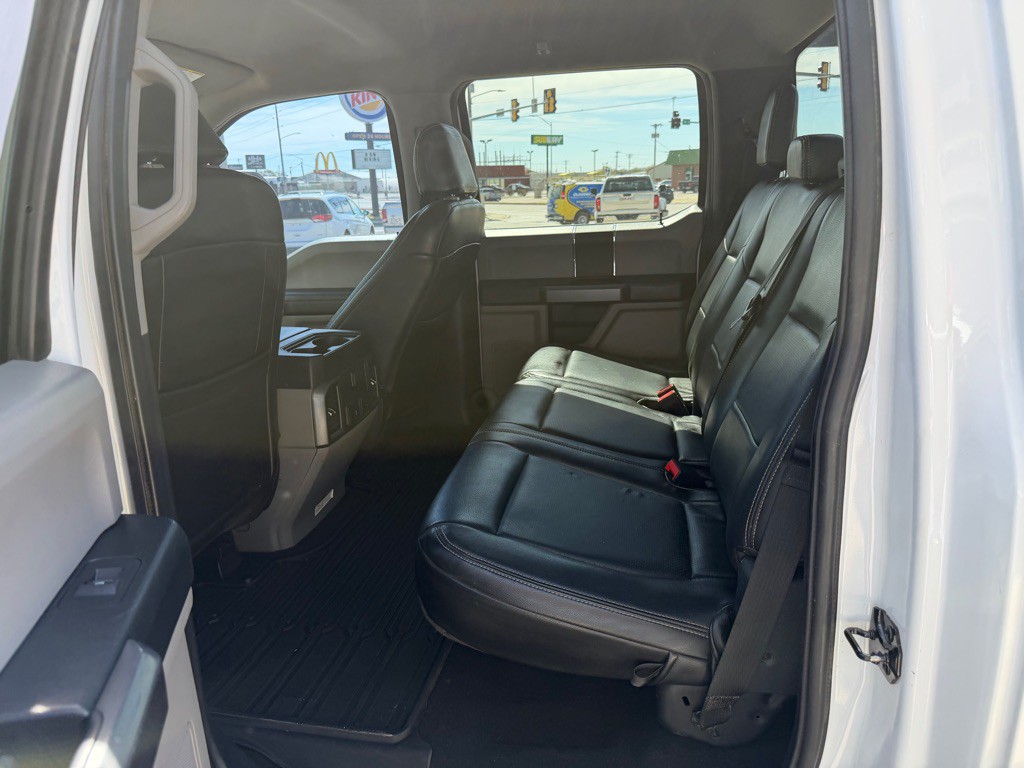 2021 Ford F-250 Image 21