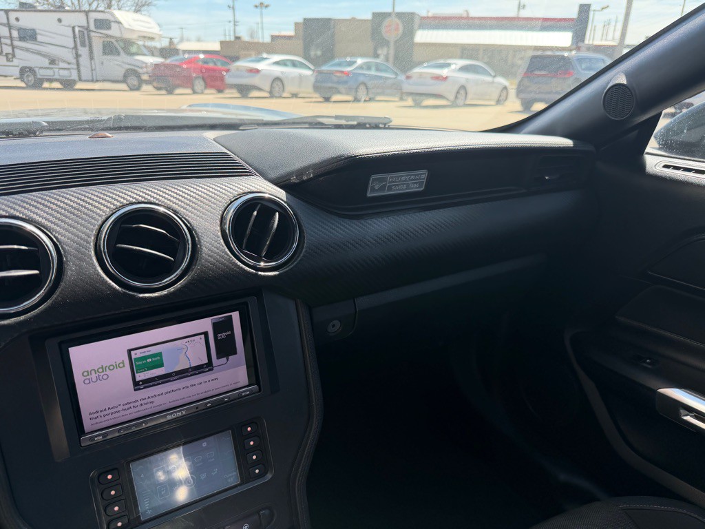 2015 Ford Mustang Image 12