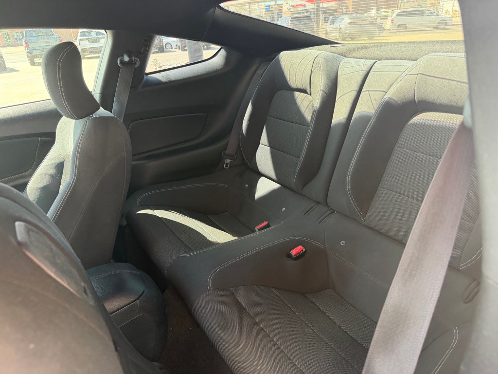 2015 Ford Mustang Image 17