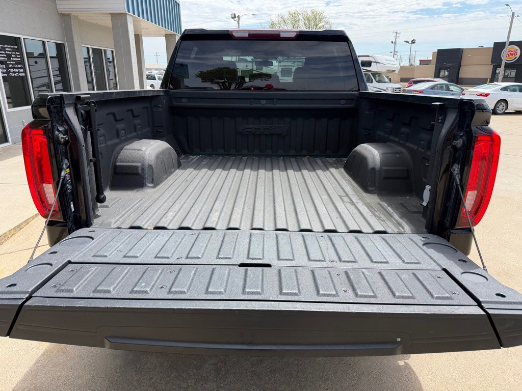 2022 GMC Sierra Image 5