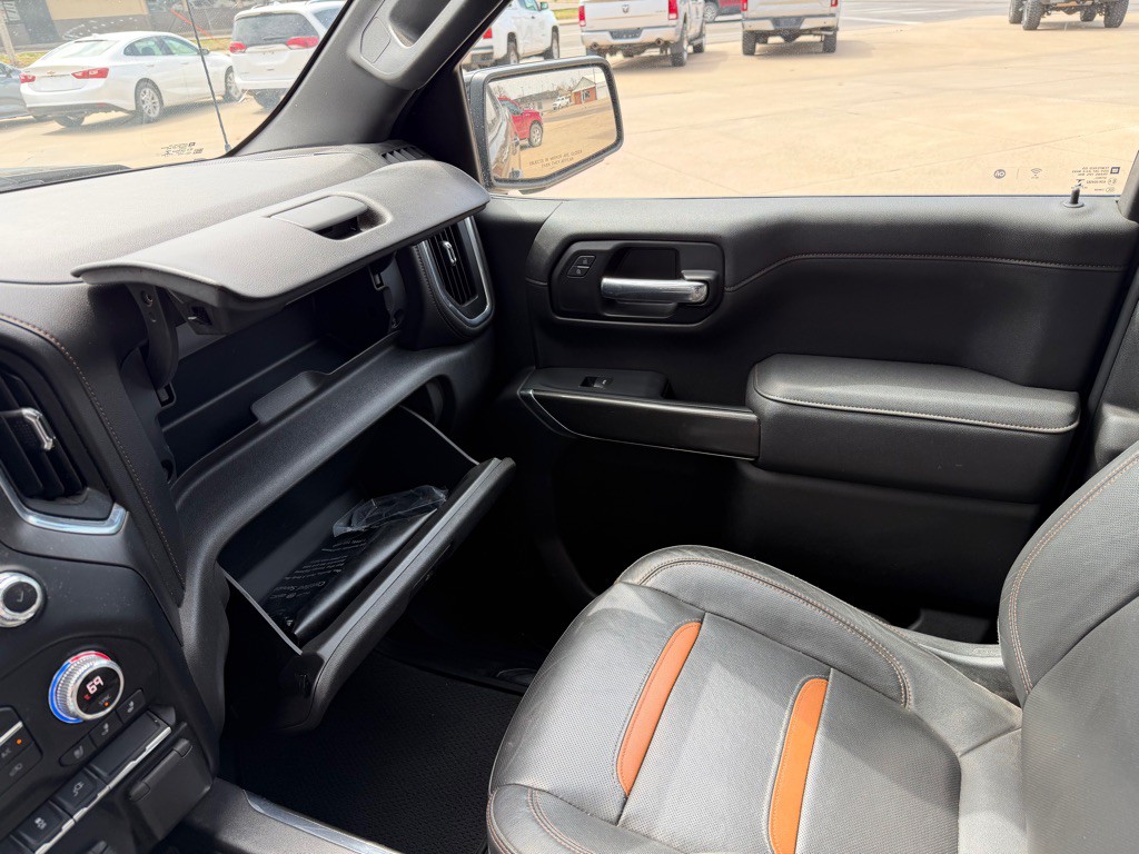 2022 GMC Sierra Image 18