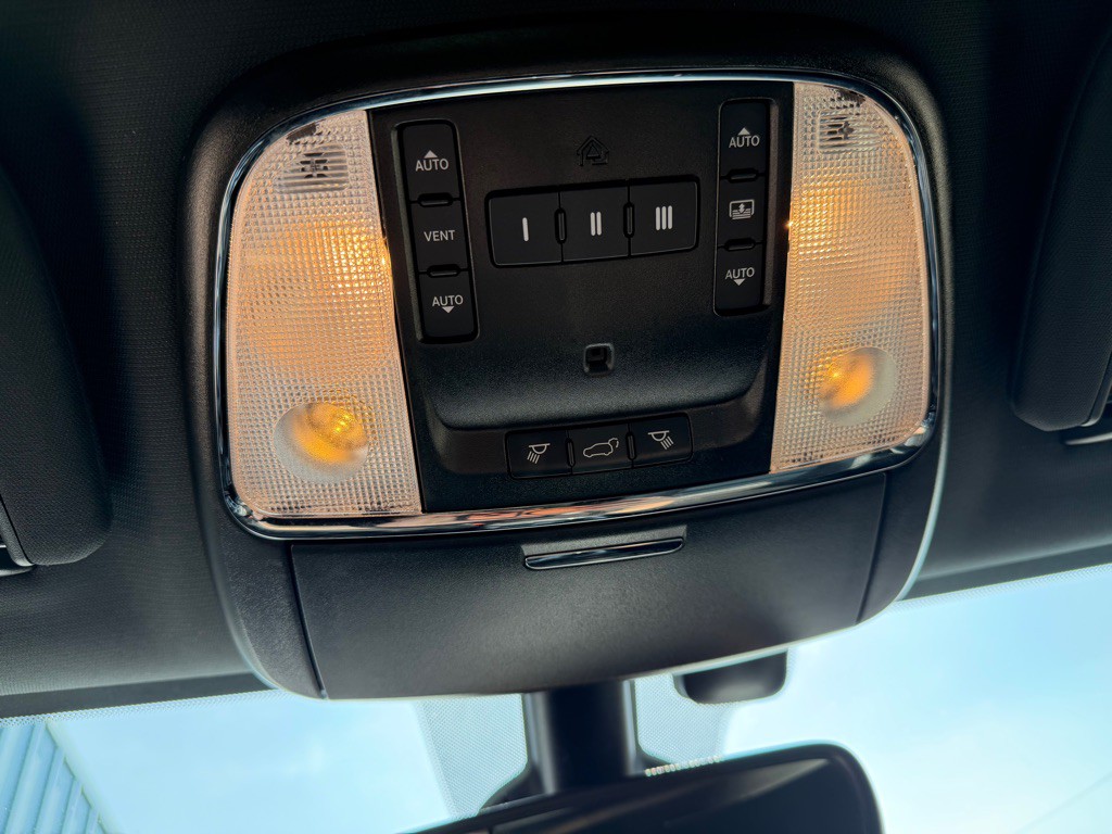 2021 Jeep Grand Cherokee Image 22