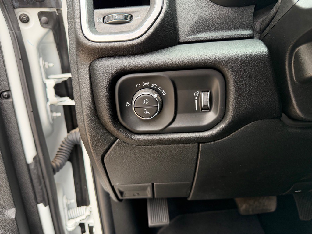 2024 RAM 2500 Image 16