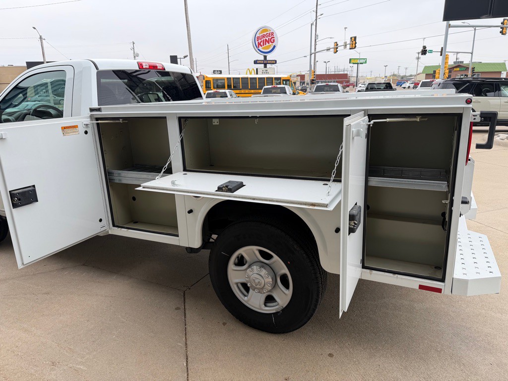 2024 RAM 2500 Image 5