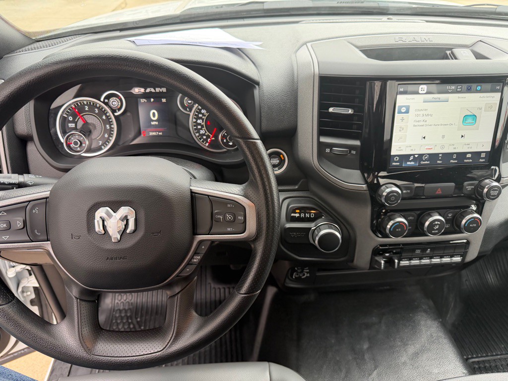 2024 RAM 2500 Image 10