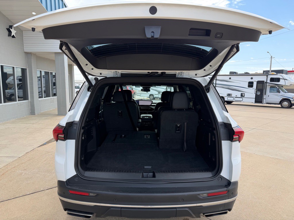 2025 Buick Enclave Image 7