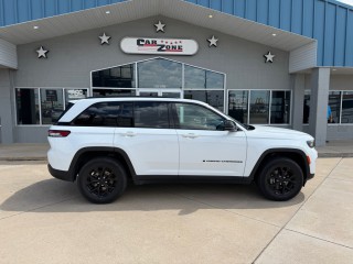 Image for 2024 Jeep Grand Cherokee Laredo Altitude ID: 7448255