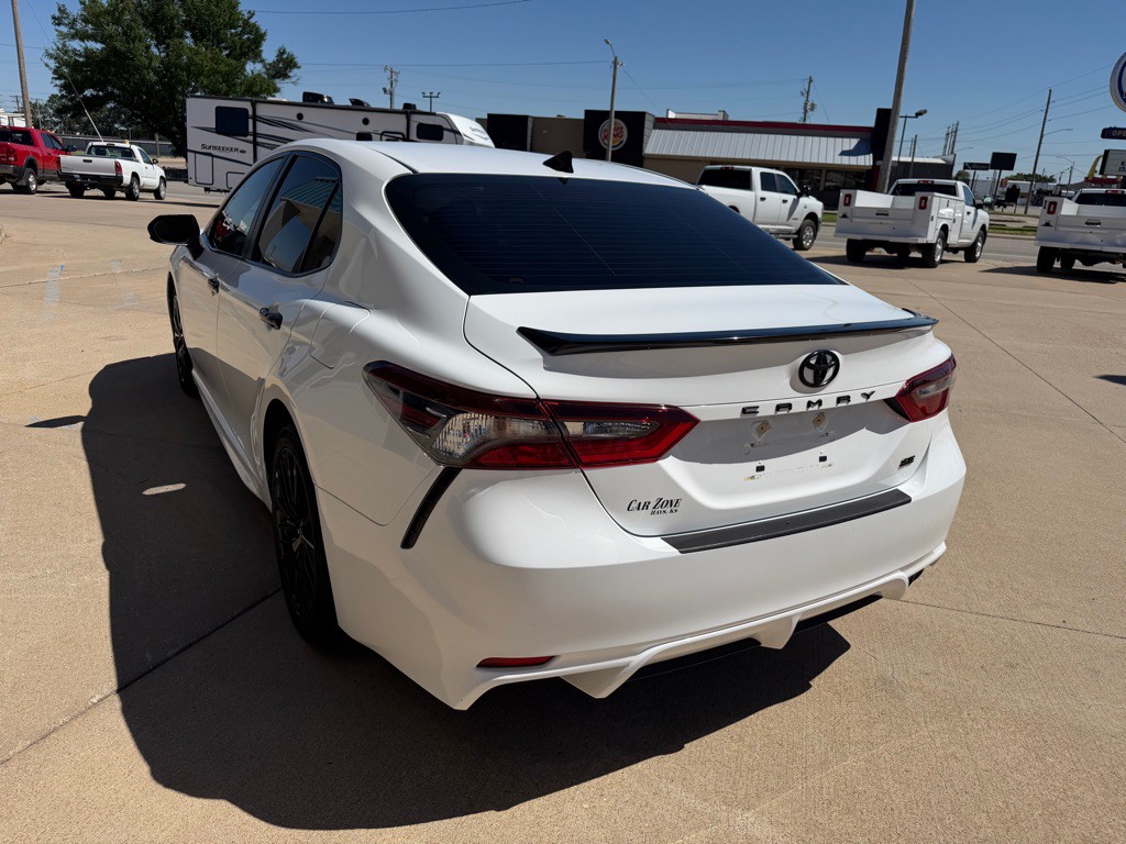 2021 Toyota Camry Image 6