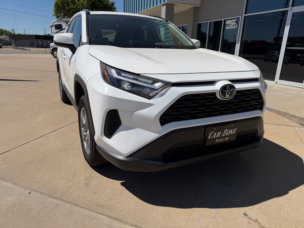 2024 Toyota Rav4 Image 2