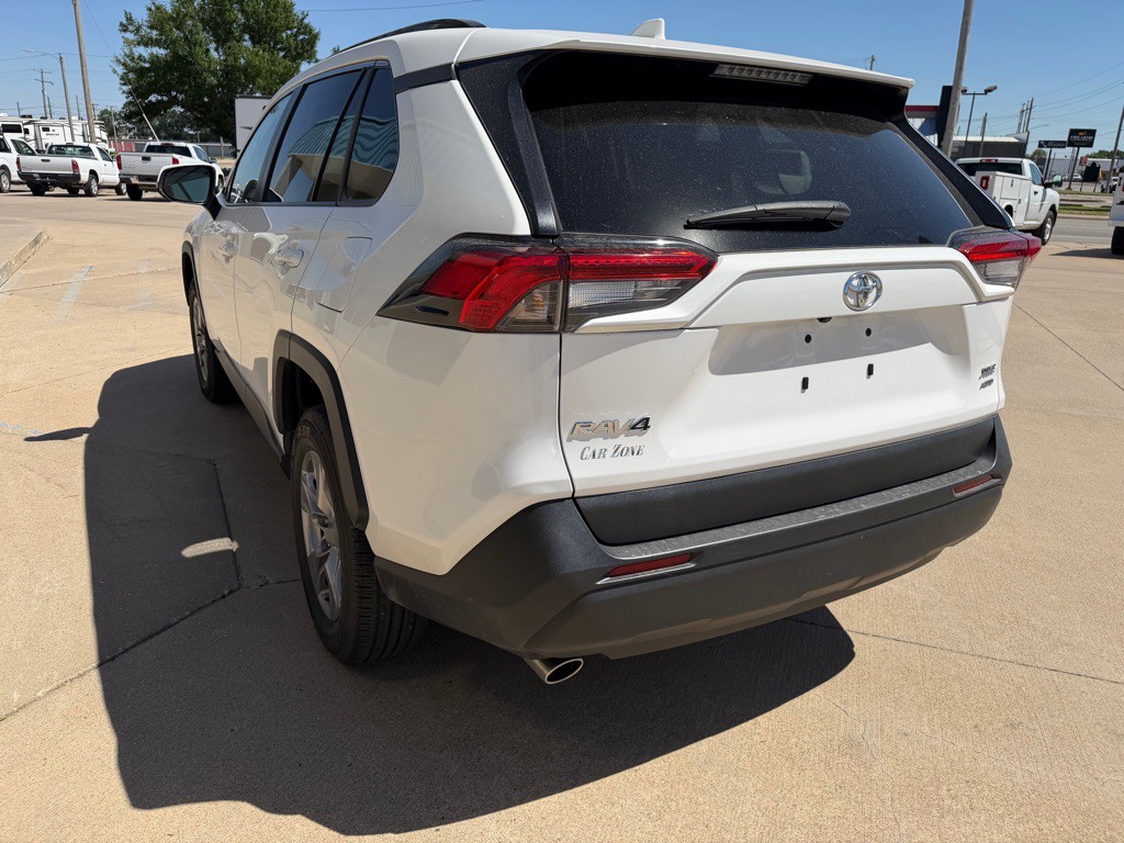 2024 Toyota Rav4 Image 5