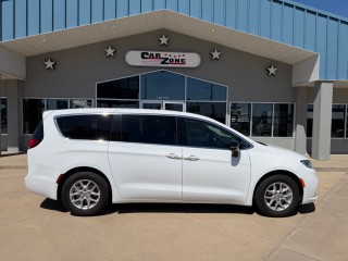 Image for 2024 Chrysler Pacifica Touring L ID: 7479187