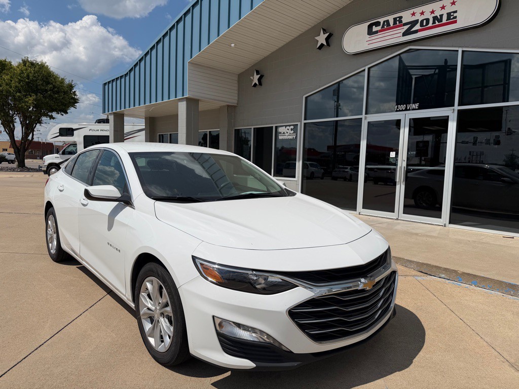 2024 Chevrolet Malibu Image 2