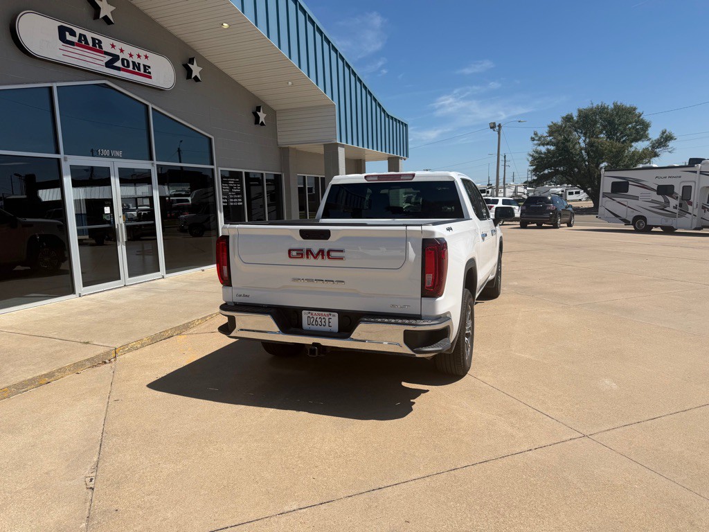2026 GMC Sierra Image 3