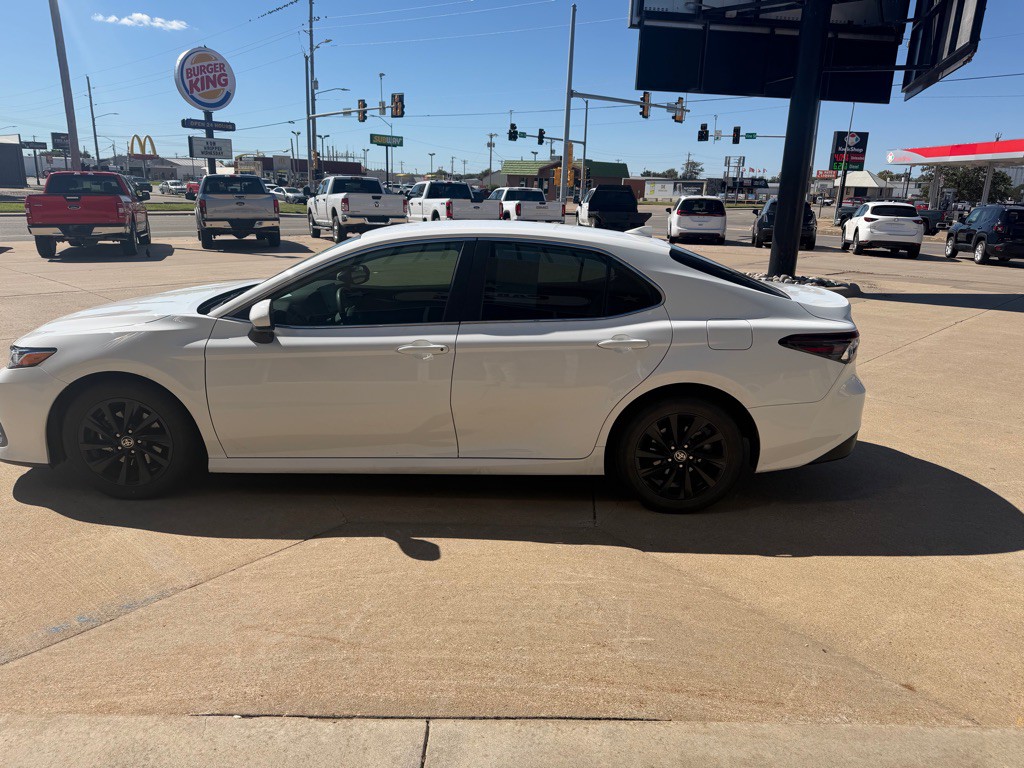 2024 Toyota Camry Image 5