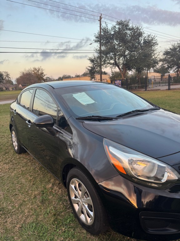 2015 Kia Rio Image 3