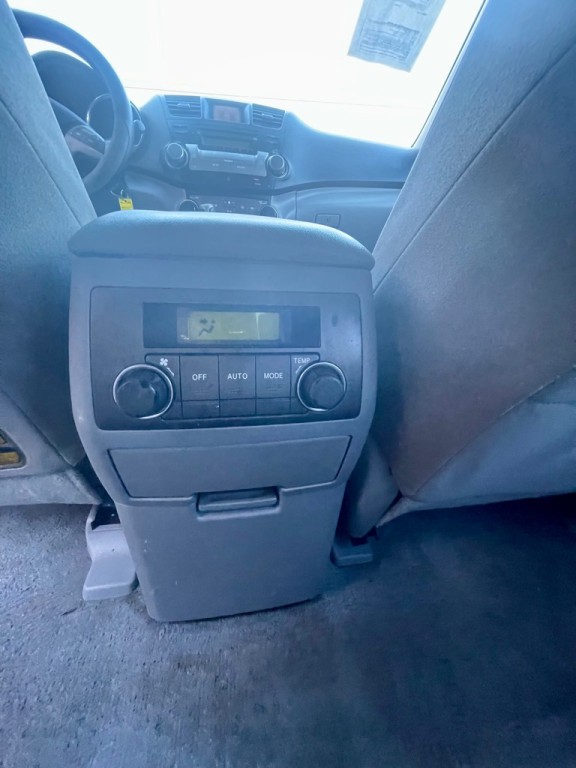 2008 Toyota Highlander Image 10