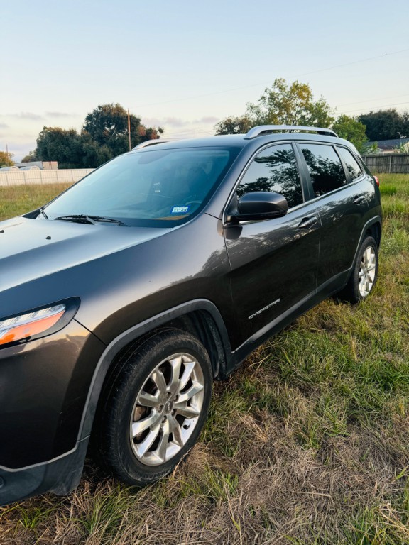 2015 Jeep Cherokee Image 3